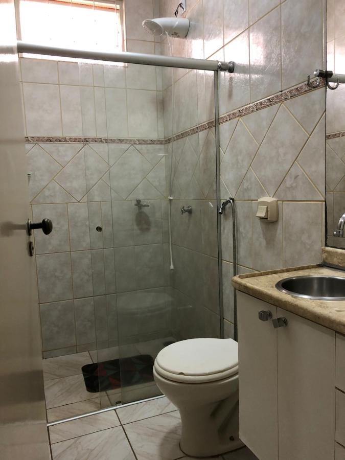Casa Temporada Olimpia 8 Pessoas Com Piscina Villa ภายนอก รูปภาพ