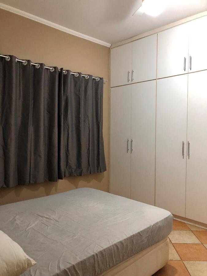 Casa Temporada Olimpia 8 Pessoas Com Piscina Villa ภายนอก รูปภาพ