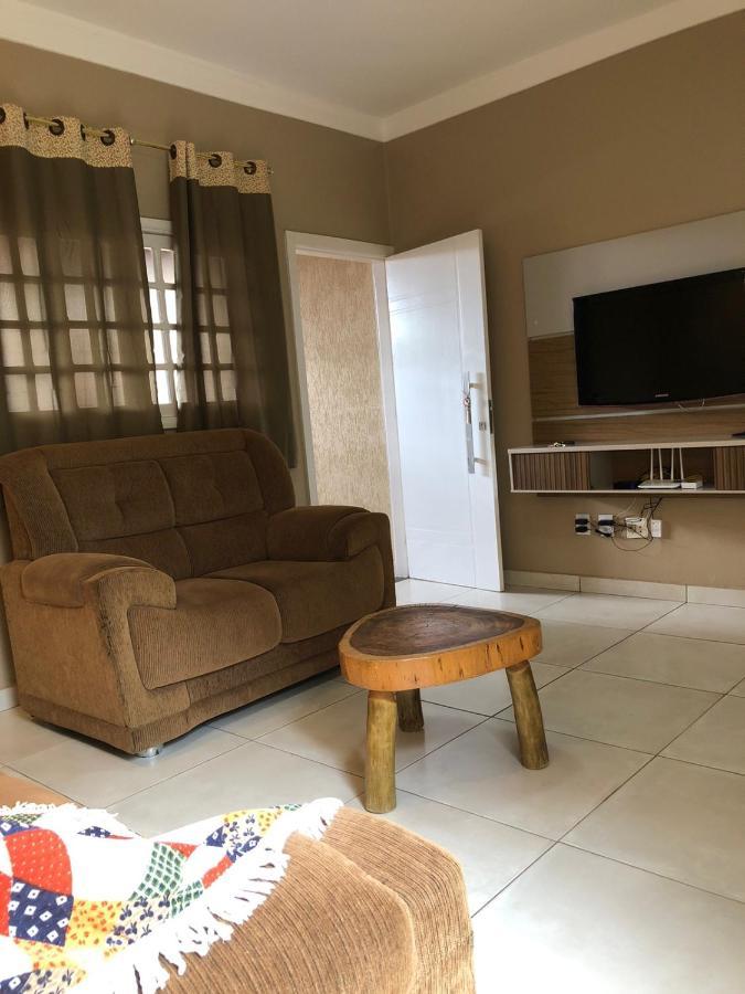 Casa Temporada Olimpia 8 Pessoas Com Piscina Villa ภายนอก รูปภาพ