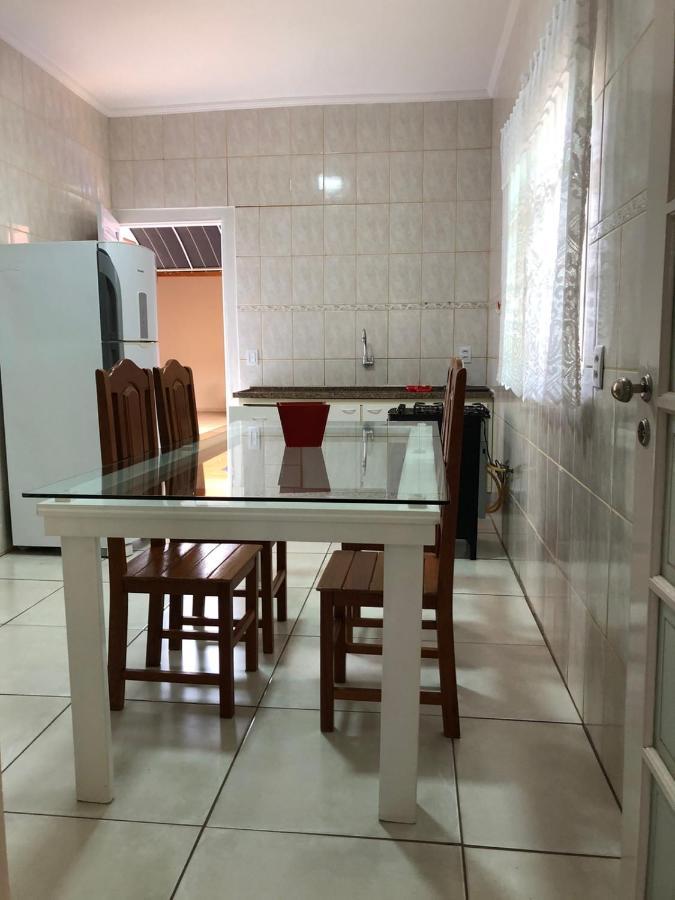 Casa Temporada Olimpia 8 Pessoas Com Piscina Villa ภายนอก รูปภาพ