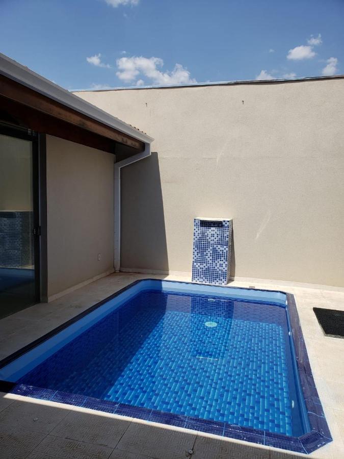 Casa Temporada Olimpia 8 Pessoas Com Piscina Villa ภายนอก รูปภาพ